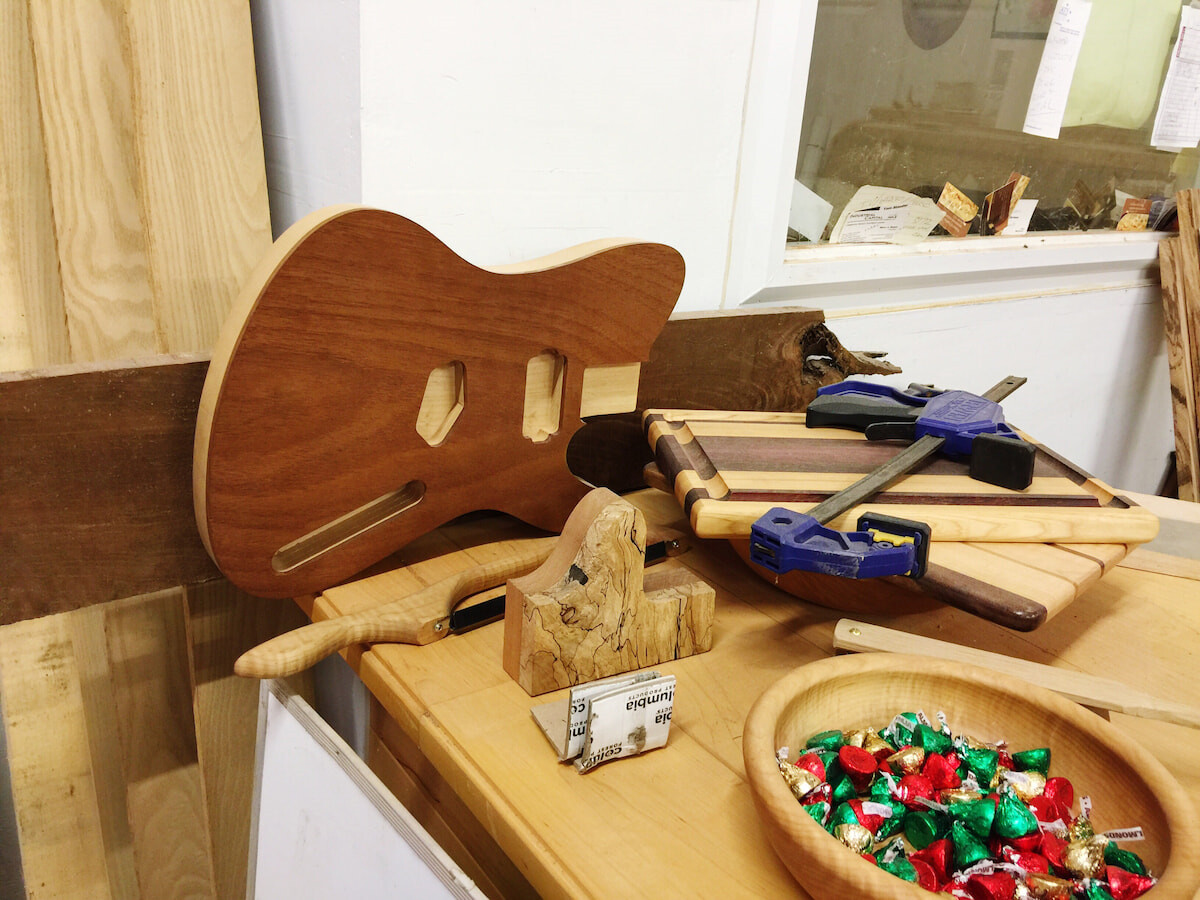 Come condurre un laboratorio di costruzione di strumenti musicali con materiali riciclati