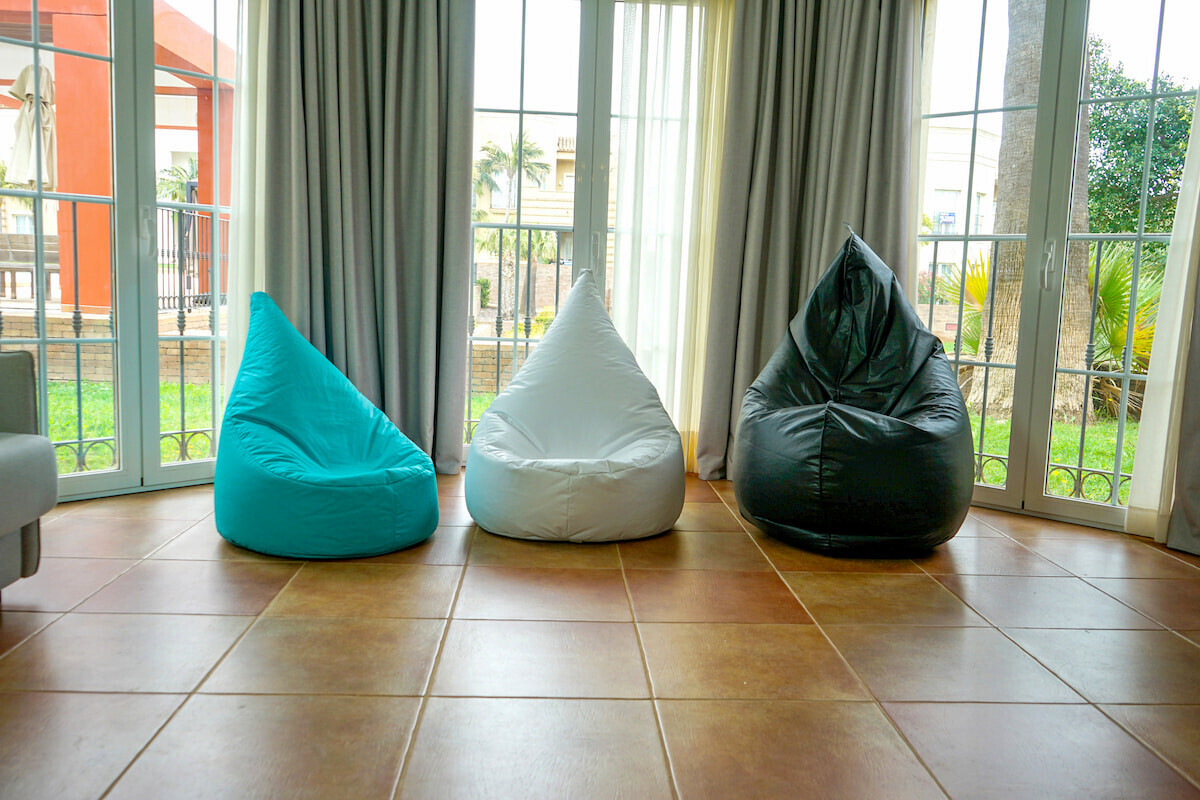 Come scegliere la dimensione giusta per il tuo pouf