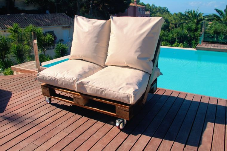Cuscino multiuso da terra o schienale o sedile per pallet all'aperto Ecrù Happers (4)