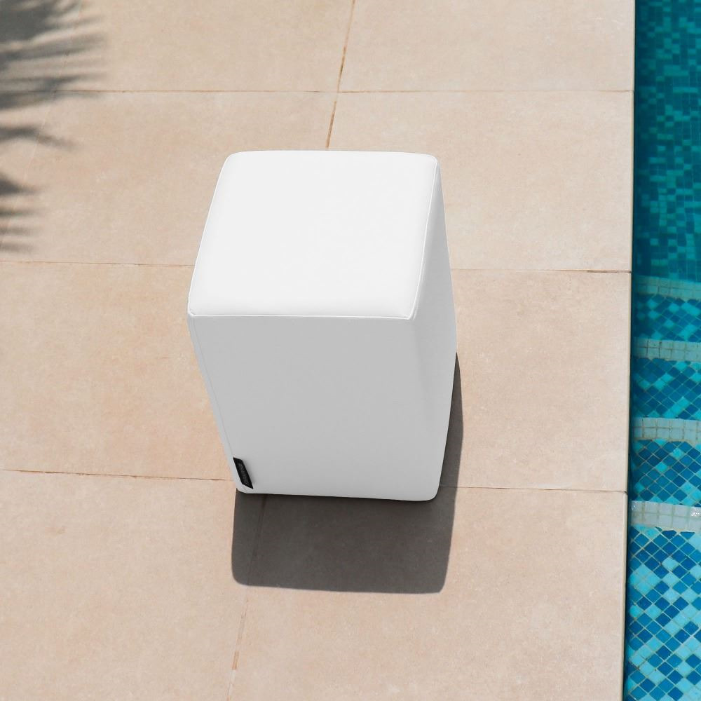 Puff Cubo Polipiel para Exterior o Interior Blanco (6)